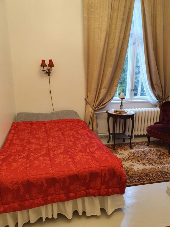 Neitsytniemen Kartanohotelli Virasoja Dış mekan fotoğraf